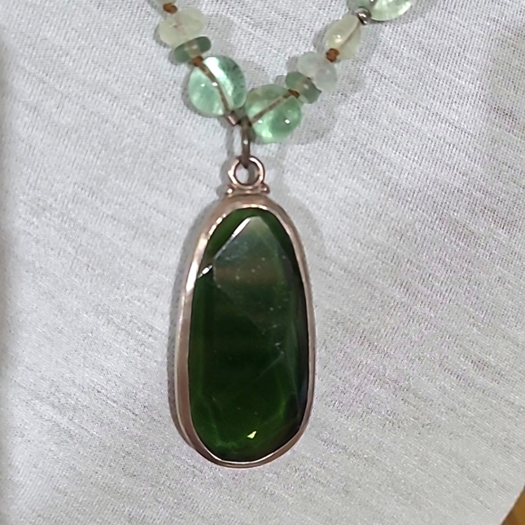 Silpada Sterling Silver, Fluorite, Tormaline Necklace With A Green Glass Pendant - Picture 2 of 6